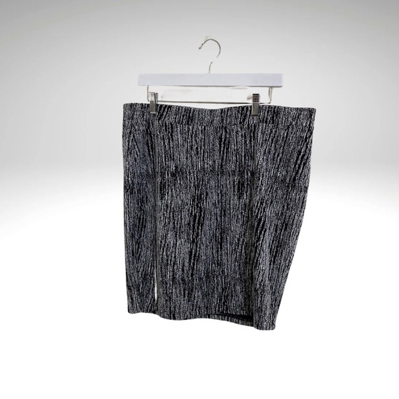 Junarose Mixed Gray Knee Length Skirt NWT - Picture 1 of 5